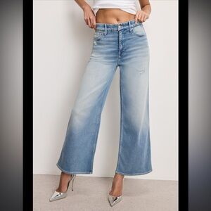 7 For All Mankind luxe vintage Light Blue wide leg crop jeans size 31 /25 inseam